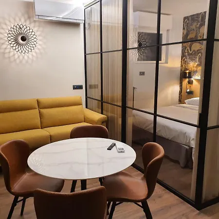 Apartment Porta Romana Gold
