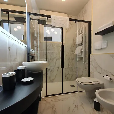 Porta Romana Gold *